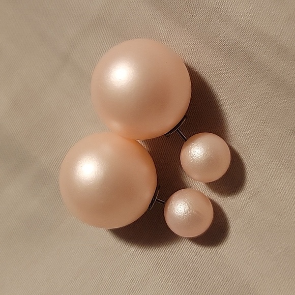 Front n back studded pearl like earrings (3pairs) - Picture 2 of 4